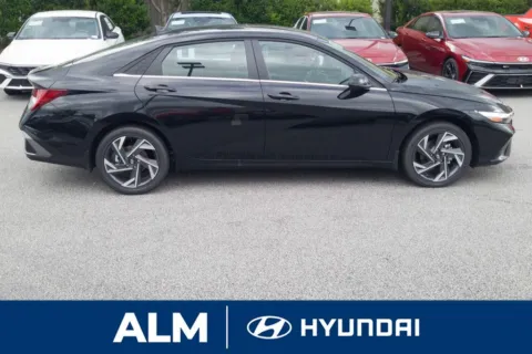 More photos of 2025 Hyundai Elantra Hybrid Limited at ALM Hyundai Florence, SC