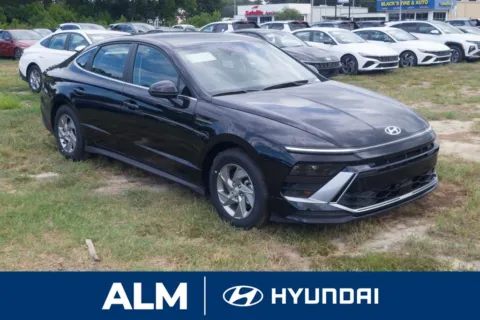 Another view of 2025 Hyundai Sonata SE for sale in Florence, SC at ALM Hyundai Florence