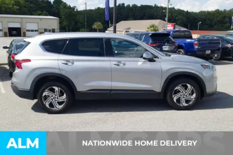 More photos of 2023 Hyundai Santa Fe SEL at ALM Hyundai Florence, SC