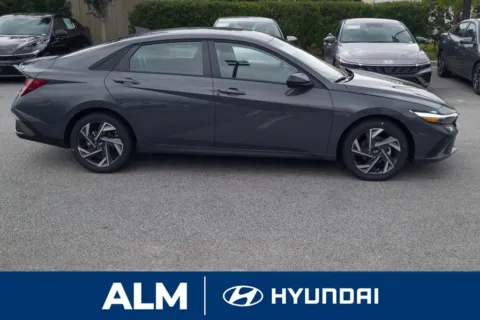 More photos of 2025 Hyundai Elantra SEL Sport at ALM Hyundai Florence, SC