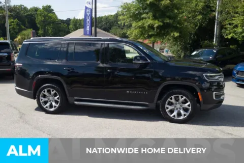 More photos of 2022 Jeep Wagoneer Series II at ALM Hyundai Florence, SC