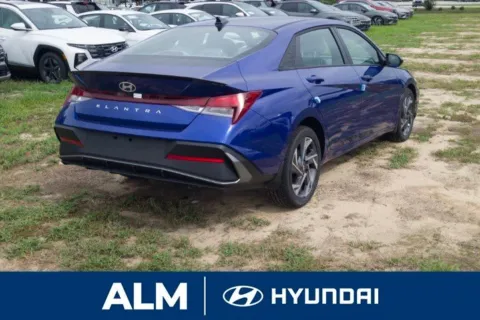 More photos of 2025 Hyundai Elantra SEL Sport at ALM Hyundai Florence, SC