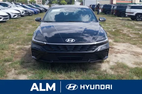 Photos of 2025 Hyundai Elantra SEL Sport for sale in Florence, SC at ALM Hyundai Florence