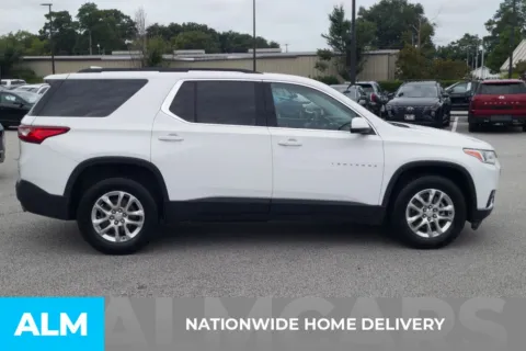 More photos of 2021 Chevrolet Traverse LT Leather at ALM Hyundai Florence, SC