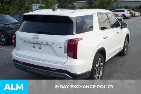 More photos of 2024 Hyundai Palisade Limited at ALM Hyundai Florence, SC
