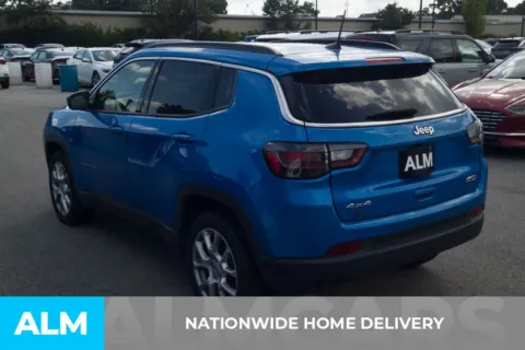More photos of 2022 Jeep Compass Latitude Lux at ALM Hyundai Florence, SC