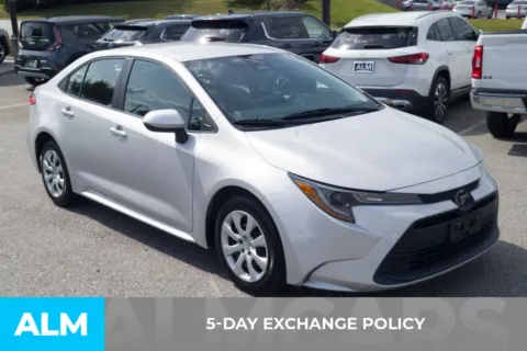 More photos of 2023 Toyota Corolla LE at ALM Hyundai Florence, SC