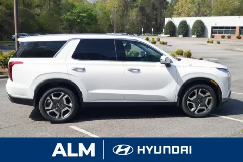 More photos of 2025 Hyundai Palisade SEL Premium at ALM Hyundai Florence, SC