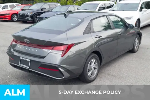 More photos of 2025 Hyundai Elantra SE at ALM Hyundai Florence, SC
