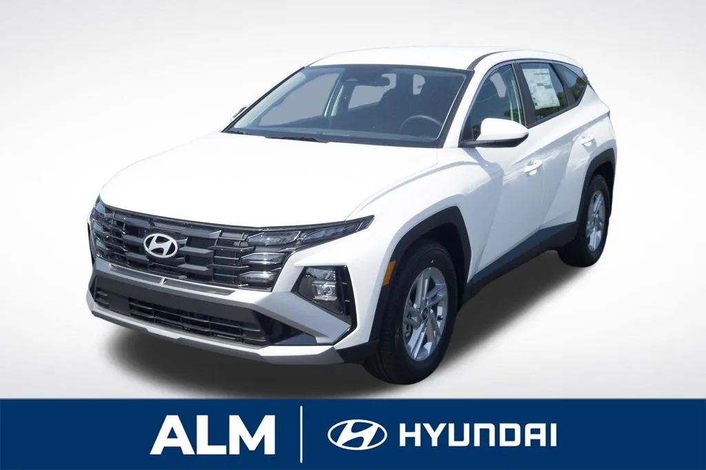 White 2025 Hyundai Tucson SE for sale in Florence, SC