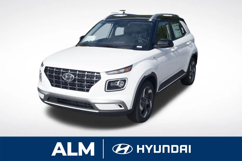 White 2025 Hyundai Venue Limited for sale in Florence, SC
