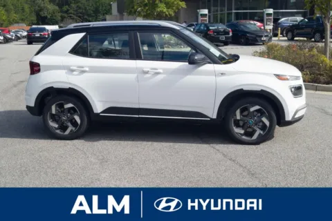 More photos of 2025 Hyundai Venue Limited at ALM Hyundai Florence, SC