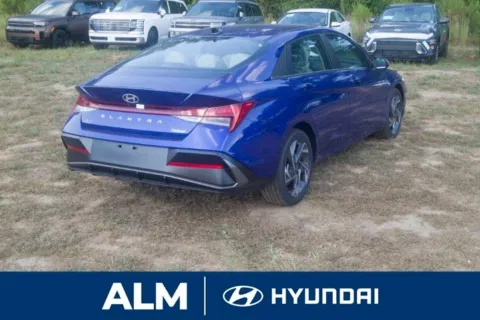 More photos of 2025 Hyundai Elantra Limited at ALM Hyundai Florence, SC