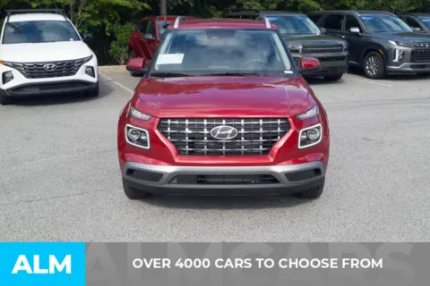 Photos of 2025 Hyundai Venue Limited for sale in Florence, SC at ALM Hyundai Florence