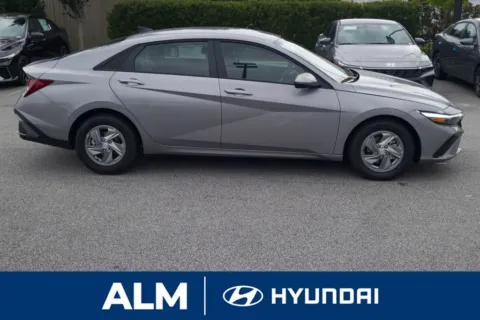 More photos of 2025 Hyundai Elantra SE at ALM Hyundai Florence, SC