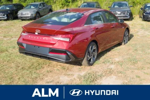 More photos of 2025 Hyundai Elantra Limited at ALM Hyundai Florence, SC