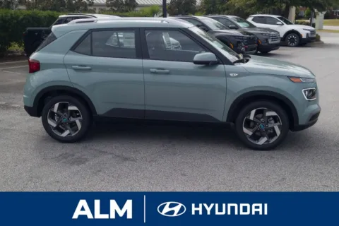 More photos of 2025 Hyundai Venue Limited at ALM Hyundai Florence, SC