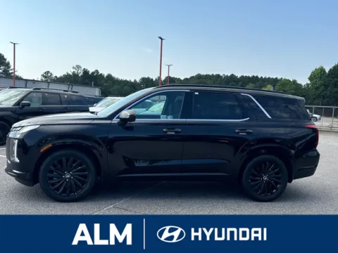 Photos of 2025 Hyundai Palisade Calligraphy Night Edition for sale in Florence, SC at ALM Hyundai Florence