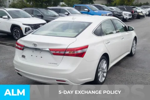 More photos of 2014 Toyota Avalon Limited at ALM Hyundai Florence, SC