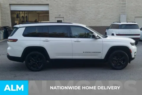 More photos of 2023 Jeep Grand Cherokee L Altitude at ALM Hyundai Florence, SC