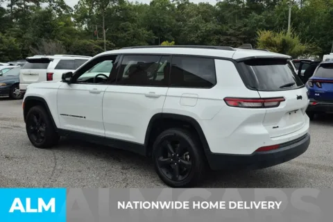 More photos of 2023 Jeep Grand Cherokee L Altitude at ALM Hyundai Florence, SC