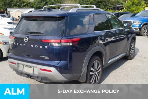 More photos of 2022 Nissan Pathfinder Platinum at ALM Hyundai Florence, SC