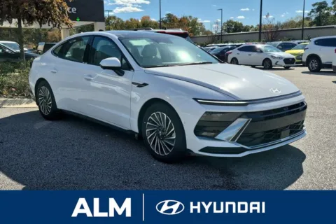 Another view of 2025 Hyundai Sonata Hybrid Limited for sale in Florence, SC at ALM Hyundai Florence