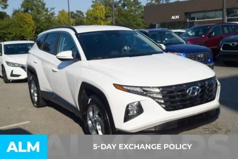 More photos of 2023 Hyundai Tucson SEL at ALM Hyundai Florence, SC