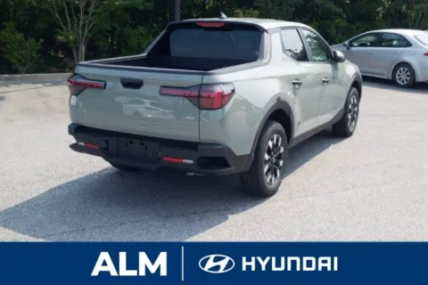 More photos of 2026 Hyundai Santa Cruz SE at ALM Hyundai Florence, SC