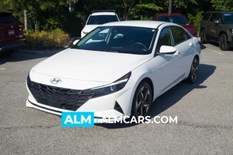 White 2023 Hyundai Elantra SEL for sale in Florence, SC