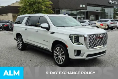 More photos of 2021 GMC Yukon XL Denali at ALM Hyundai Florence, SC
