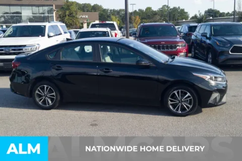More photos of 2023 Kia Forte LXS at ALM Hyundai Florence, SC
