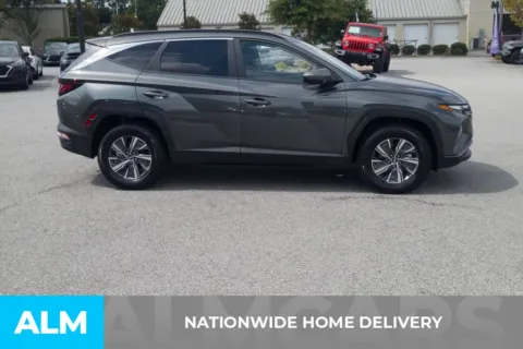 More photos of 2024 Hyundai Tucson Hybrid Blue at ALM Hyundai Florence, SC