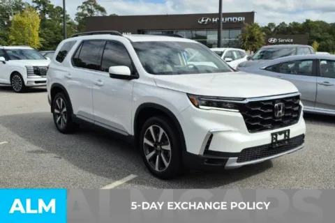 More photos of 2025 Honda Pilot Touring at ALM Hyundai Florence, SC