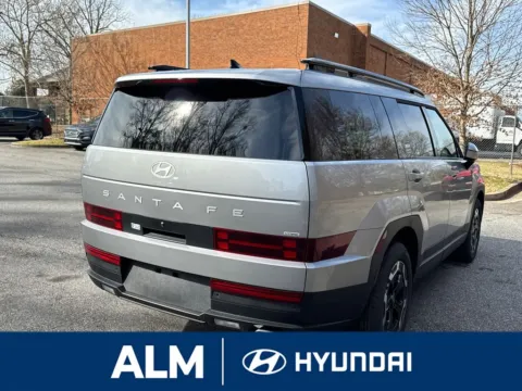 More photos of 2025 Hyundai Santa Fe SEL at ALM Hyundai Florence, SC