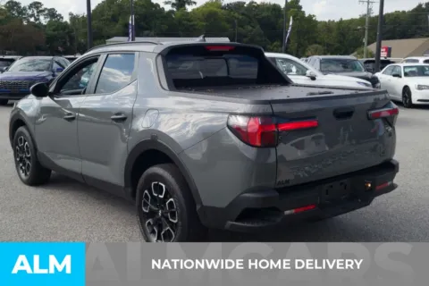 More photos of 2024 Hyundai Santa Cruz SEL at ALM Hyundai Florence, SC