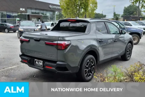 More photos of 2024 Hyundai Santa Cruz SEL at ALM Hyundai Florence, SC
