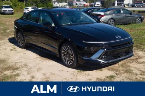 Another view of 2025 Hyundai Sonata Hybrid SEL for sale in Florence, SC at ALM Hyundai Florence