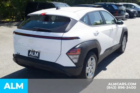 More photos of 2026 Hyundai Kona SE at ALM Hyundai Florence, SC