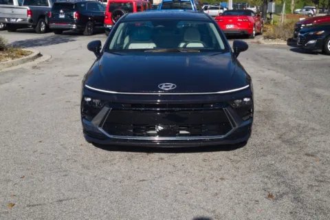Photos of 2025 Hyundai Sonata Hybrid SEL for sale in Florence, SC at ALM Hyundai Florence