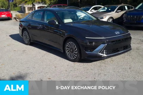 Another view of 2025 Hyundai Sonata Hybrid SEL for sale in Florence, SC at ALM Hyundai Florence