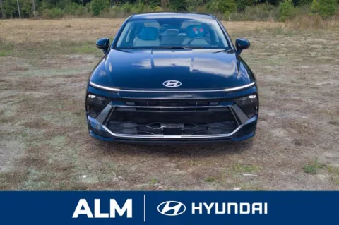 Another view of 2025 Hyundai Sonata Hybrid SEL for sale in Florence, SC at ALM Hyundai Florence