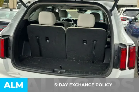 More photos of 2021 Kia Sorento SX-Prestige at ALM Hyundai Florence, SC