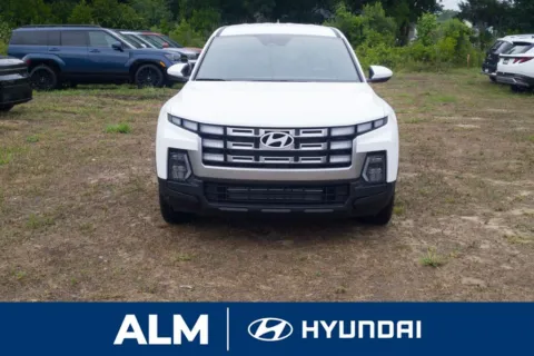 Photos of 2025 Hyundai Santa Cruz SE for sale in Florence, SC at ALM Hyundai Florence