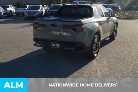 More photos of 2025 Hyundai Santa Cruz Limited at ALM Hyundai Florence, SC