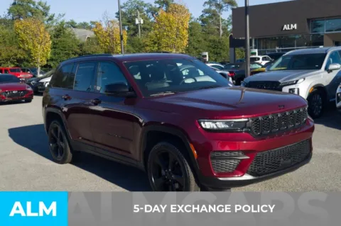 More photos of 2023 Jeep Grand Cherokee Altitude X at ALM Hyundai Florence, SC