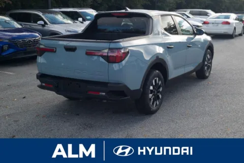 More photos of 2026 Hyundai Santa Cruz SE at ALM Hyundai Florence, SC