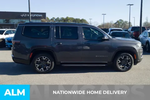 More photos of 2023 Jeep Wagoneer Series III at ALM Hyundai Florence, SC