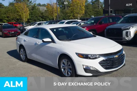 More photos of 2023 Chevrolet Malibu LT at ALM Hyundai Florence, SC