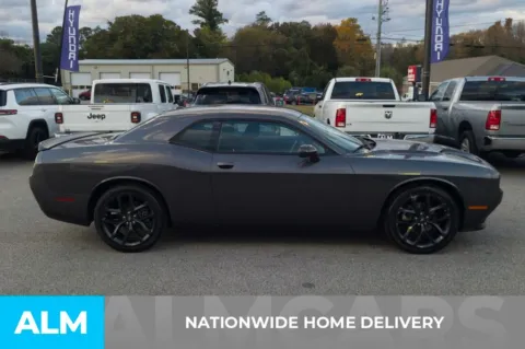 More photos of 2022 Dodge Challenger SXT at ALM Hyundai Florence, SC